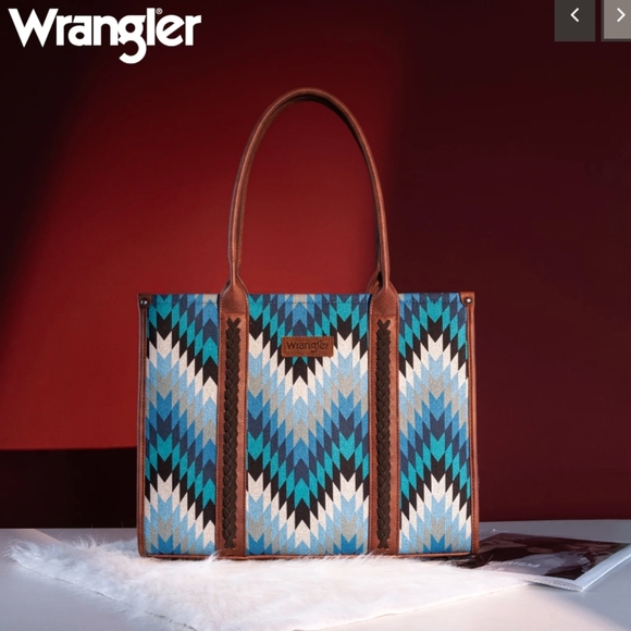 Wrangler Handbags - Wrangler Vibrant Blue and Tan Tote Bag